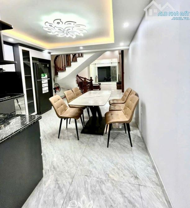 Bán nhà tại đường Tô Vũ, Đằng Lâm, Hải An. 76m², 4 tầng, chỉ 5,05 tỷ. - 3