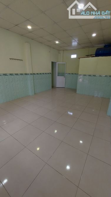 Chưa Từng Có - Ngay ngã tư Thủ Đức - Hơn 3 tỷ - sẵn nhà - 45m² - đường oto Sổ hồng riêng - 4