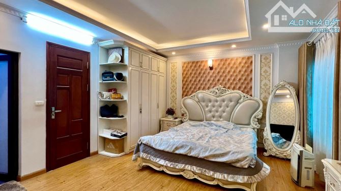 Bán Nhà 5 tầng 35m2 - Nhỉnh 7 Tỷ - phố Phạm Văn Đồng - 4