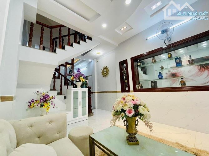 70m² NGUYỄN OANH xây 1 trệt 2 lầu. Gần tiểu học Lê Đức Thọ. Hẻm 6m, giá 2 tỷ 590. Sổ sẵn - 5