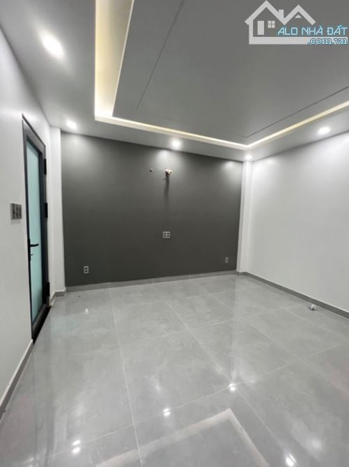 67M2, NGAY KHU CITYLAND - NGANG 5M RỘNG RÃI - 4 TẦNG MỚI ĐẸP - VỪA Ở VỪA KINH DOANH, 9.7 - 5