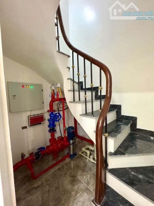 Ở + KD mọi loại hình! Bán nhà Xuân Thủy, thông, ôtô tránh, Gara ôtô, 64m2 7T MT 5.4m - 6