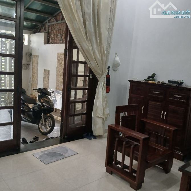 Nhà 4 tầng 100m2 trung tâm tp Huế khu vực Trường Chinh giao Hoàng Quốc Việt chỉ 6 tỉ - 2