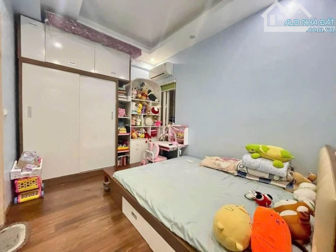 Chung cư Thanh hà 62m2 -2 ngủ - nhà đẹp , tầng đẹp full đồ giá 2.4x tỷ - 2