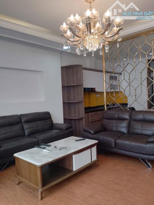 PHẠM VĂN ĐỒNG -MAI DỊCH -CẦU GIẤY /6TẦNG THANG MÁY / 8,5 TỶ - 2