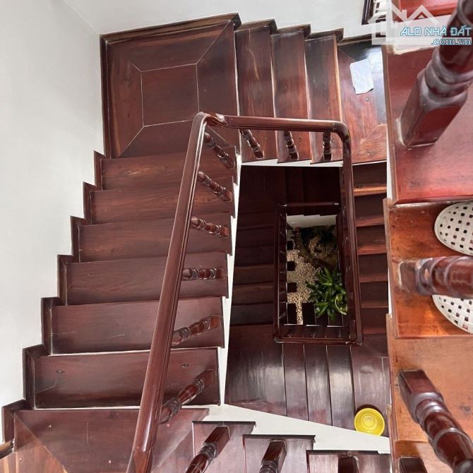 Nhà 4 tầng 100m2 trung tâm tp Huế khu vực Trường Chinh giao Hoàng Quốc Việt chỉ 6 tỉ - 5