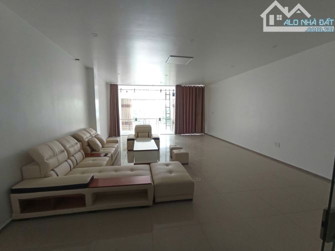 Cho thuê nhà mặt đường tuyến 2 Võ Nguyên Giáp, mặt tiền 6m, dt 140m, nhà 8 tầng phòng rộng