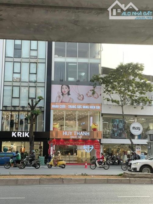 Bán nhà mặt phố Hồ Tùng Mậu Cầu Giấy HN nhỉnh 30m 65m giá
