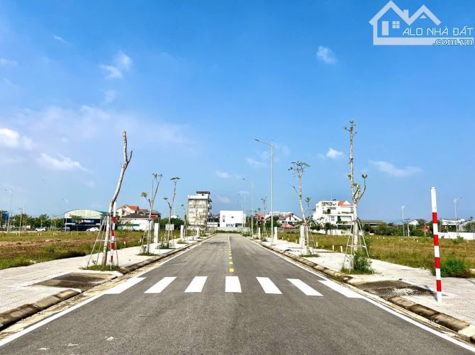 Bán 100m2 KQH Thuỷ Dương cạnh Aeonmall - Giá bán 2.850 tỷ