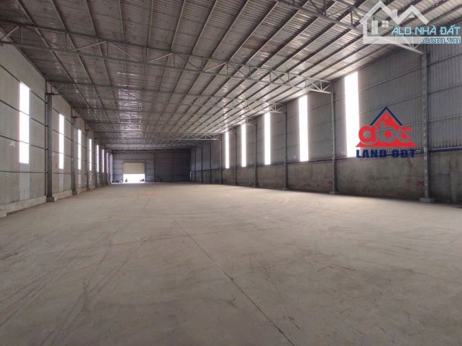 Nhà xưởng sản xuất , kho lưu trữ hàng hoá. Tại Xã Thiện Tân. Vĩnh cửu - DT : 2200m2