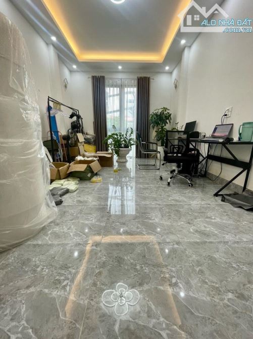 🏡 BÁN NHÀ MẶT NGÕ TRẦN CUNG – Ô TÔ ĐỖ CỬA – 57M² – 4 TẦNG – 11.6 TỶ 🏡