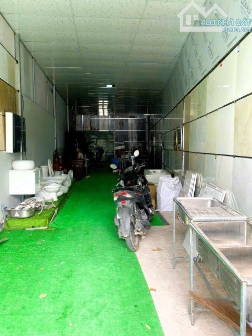 Cho thuê mặt bằng 180m2 mặt tiền đường 2 - Trường Thọ