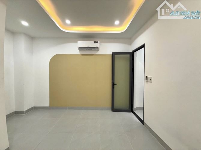 NHÀ MỚI PHÚ NHUẬN - HXH SÁT NGAY MẶT TIỀN HOÀNG VĂN THỤ- 40M2,8.1 tỷ - 11