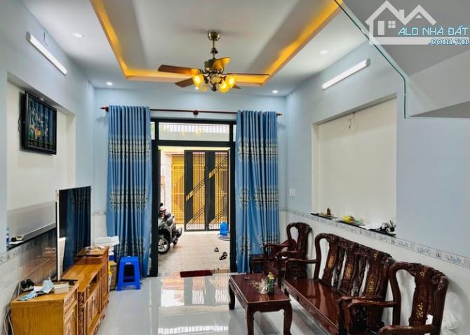 HẺM RỘNG 8M - 30M2 - NHÀ 1 TRỆT 1 LỬNG 1 LẦU - NHÀ ĐẸP DỌN VÀO Ở NGAY, QUẬN 10 - GIÁ HƠN 3 - 1