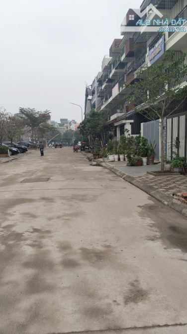 Phân Lô Khu Nhà Ở Công An Hoàng Mai -Thanh Đàm – 80m², 4 Tầng, Ô Tô Đỗ, Kinh Doanh – 13 Tỷ - 1