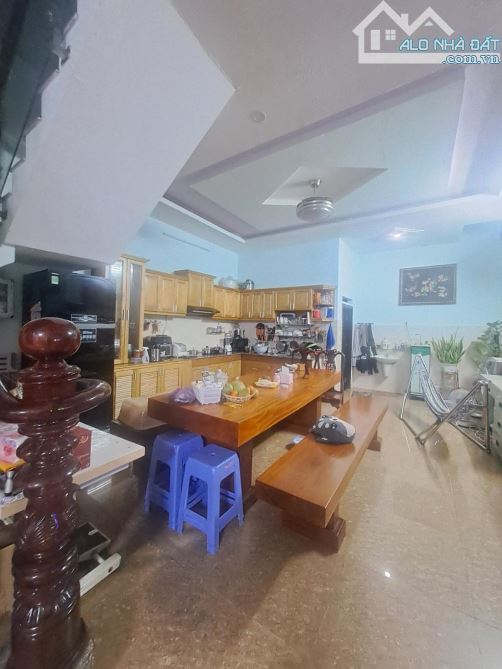💥💥NHÀ BÁN 2 TẦNG ngang khủng, DT 110m² (5,7X19 ),đường Thạnh Lộc 15 Phường Thạnh Lộc ,Qu - 1