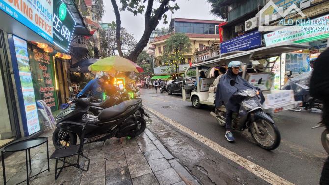 Bán nhà mặt phố Mã Mây hoàn kiếm phố tây thửa đất vuông đẹp phù hợp xây toà ks - 1