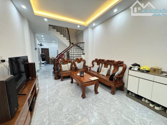 BÁN NHÀ TRẦN CUNG - 60M2*4T*4M GIÁ 11.3 TỶ, NHÀ ĐẸP, OTO ĐỖ CỬA, MẶT NGÕ THÔNG KINH DOANH - 1