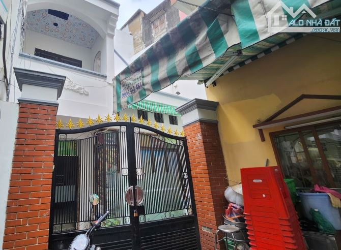 Top nhà vị trí trung tâm 5.6 x 17m 1 trệt 3 lầu Đề Thám Q1 TP.HCM - 1