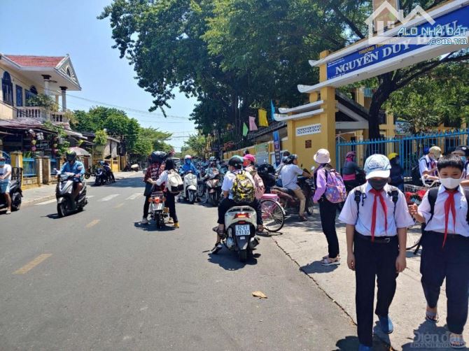 Bán đất trung tâm thị xã Bình Long, dân xung quanh ra QL.13 chỉ 2 phút - 1