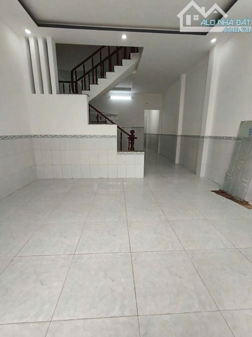 CHỦ GỞI BÁN NHÀ 1TRỆT 1LẦU. DT: 88M2 (4. NGỦ) ĐƯỜNG OTO NGAY UBND P. TÂN VẠN. GIÁ 2,590 TỶ - 1