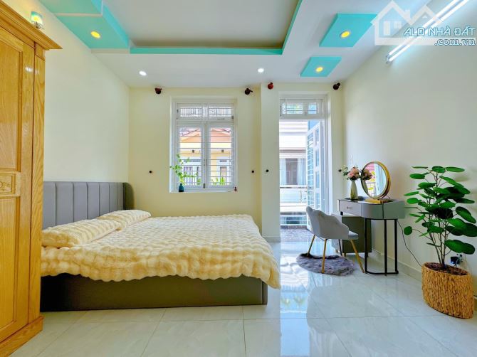 Nhà hẻm ô tô gần đường Lý Thường Kiệt,trệt 4 lầu,52m2 full nội thất,thu nhập tới 40tr thán - 1