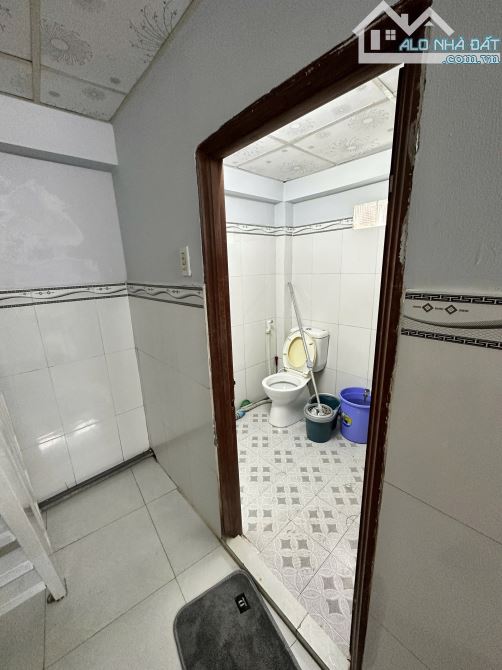 Bán nhà trệt hẻm 50 Trần Hoàng Na thông hẻm 216 Tầm Vu, 50m2, đất vườn, nhà 3 phòng ngủ - 1