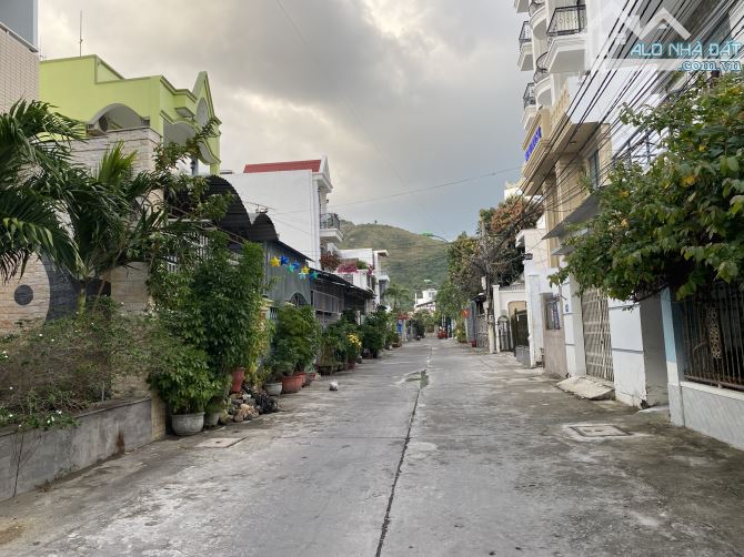 Bán lô đất  mặt tiền đường Dương Hiến Quyền (2) Vĩnh Hòa, Nha Trang - 2