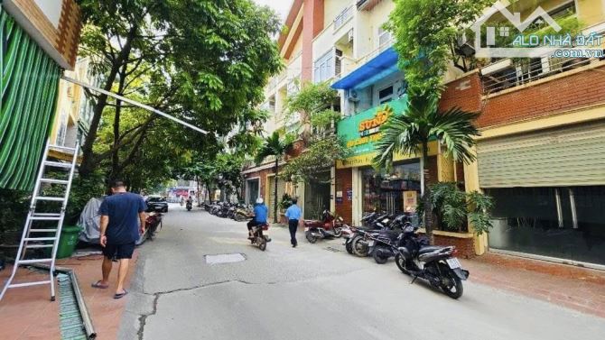BÁN NHÀ LK LÀNG VIỆT KIỀU CHÂU ÂU MỖ LAO, VỈA HÈ OTO TRÁNH KINH DOANH, DT 79M2 NHỈNH 22TỶ - 2