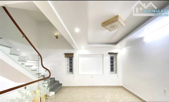 Bán gấp nhà 3,5 tầng Đông Trà, Dư Hàng Kênh, Lê Chân 52m2, giá 4,2 tỷ - 2