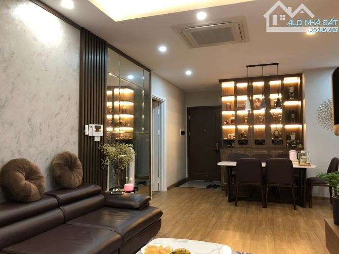 Bán chung cư Nguyễn Chánh. B10 Nam Trung Yên, 72m², 2pn. - 2