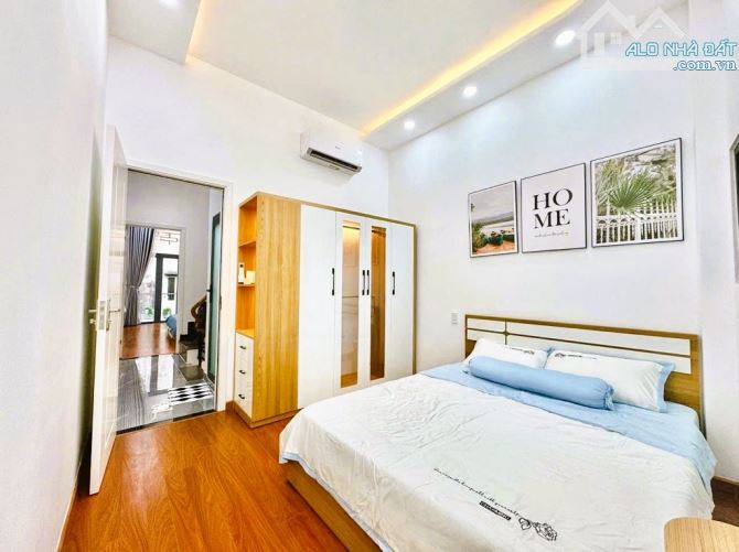 SIÊU PHẨM 3 TẦNG FULL NỘI THẤT, DT 45 M2, Ô TÔ ĐẬU CỔNG, GẦN CHỢ PHAN VĂN TRỊ, BÌNH THẠNH. - 2