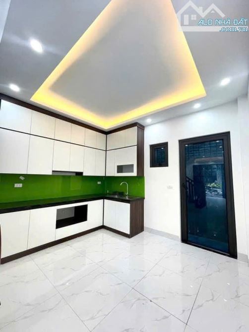 Bán nhà sau cây xăng Đồng Mai 36m²*4T ô tô cách nhà 30m gần chợ, trường học cấp 1, cấp 2 - 2