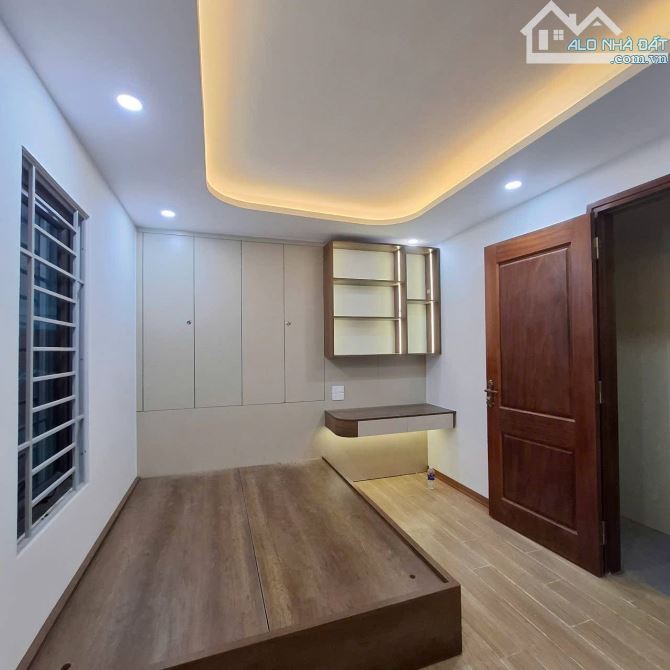 Bán gấp nhà Víp mới,  thang máy ,:32 m2 – 5 tầng, MT 5,5m, Quan Nhân Thanh Xuân. 6,7 tỷ - 2