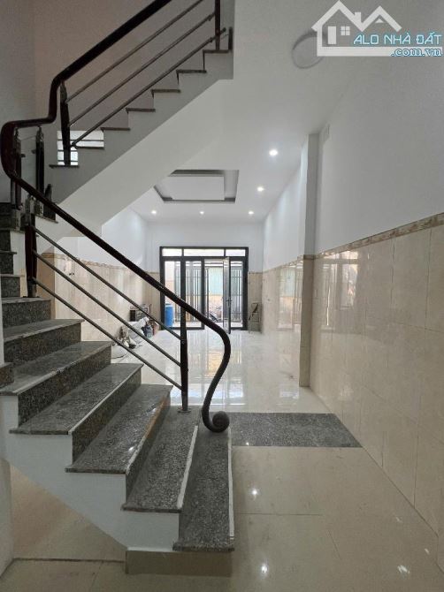 NHÀ HXH 4X14M - 3 TẦNG MỚI ĐƯỜNG AN DƯƠNG VƯƠNG CHỈ NHỈNH 5 TỶ. - 2