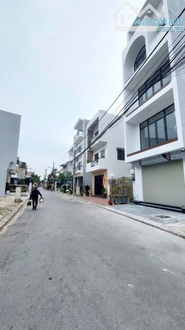Cực Hiến đất 60m2 trục chính khu phân lô Đống Hương, Quán Toan, Hồng Bàng - 2