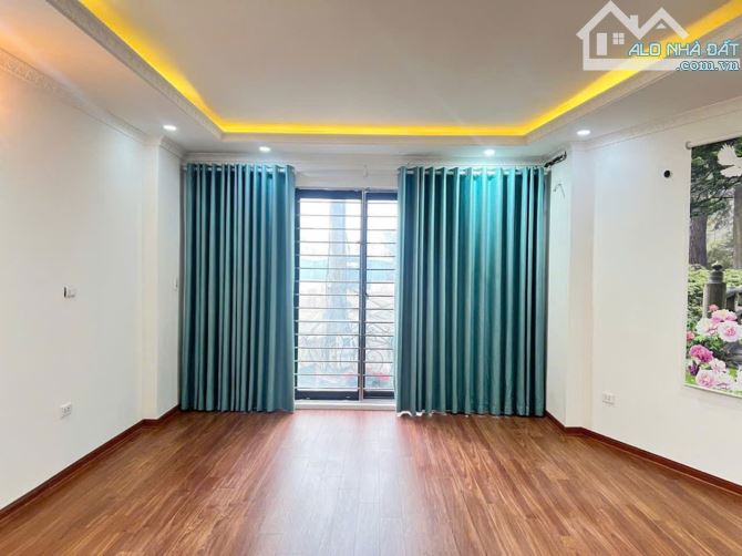 Bán nhà Định Công 6 tầng thang máy ô tô đỗ cổng 38.5 m2 nhỉnh 6 tỷ - 2