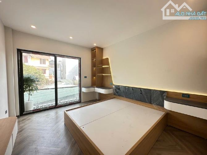 CĂN NHÀ QUÁ ĐẸP, GIÁ TỐT, BÁT KHỐI 38M2, 05 TẦNG, 5,8 TỶ - 3