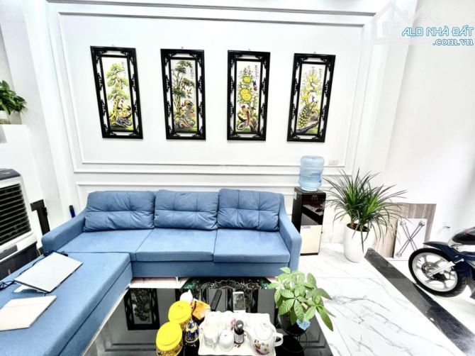 Bán nhà Đại Từ - DT 50m2x4 tầng, ngõ 4m, nhà đẹp, giá 6.68 tỷ, cực đẹp, thoáng, ở luôn - 3