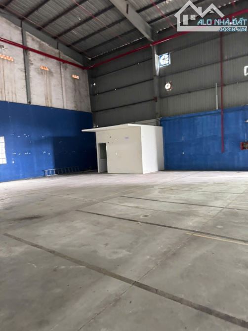 Cho thuê Kho - Xưởng 1100m2, có PCCC, xe công. giá 85tr. đường Nam Hòa - 3