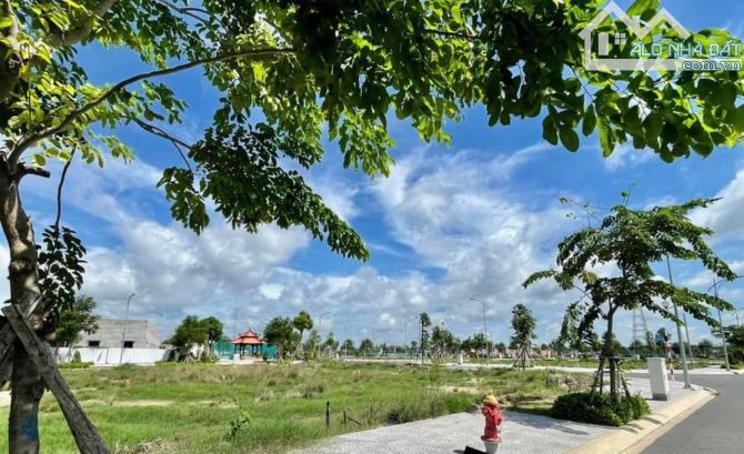 HÀNG HIẾM SIÊU PHẨM CHỈ 1TỶ ĐÃ SỞ HỮU NGAY LÔ ĐẤT MẶT TIỀN LIỀN KỀ SÂN BAY LONG THÀNH - 3