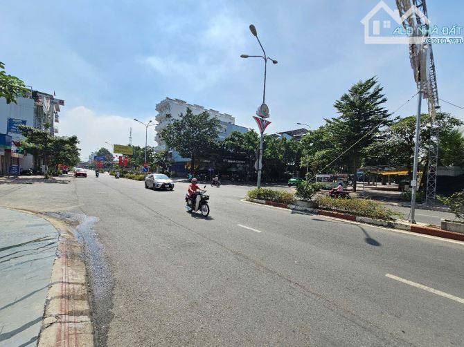 Đất mặt tiền kinh doanh trung tâm hành chính Dĩ An, phường Dĩ An, Tp Dĩ An. 13,8 tỷ - 3