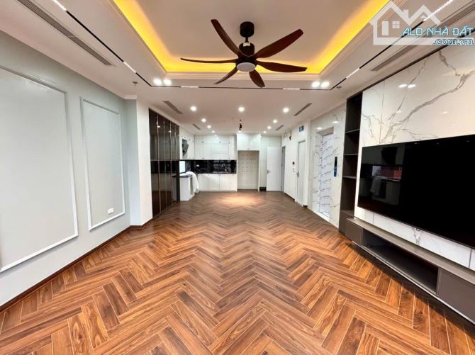 Bán Nhà Ô Tô Đỗ Cửa, Kinh Doanh, gần Phố, 60m2*7T, giá 22.5 tỷ Xuân Thủy, Cầu Giấy - 3