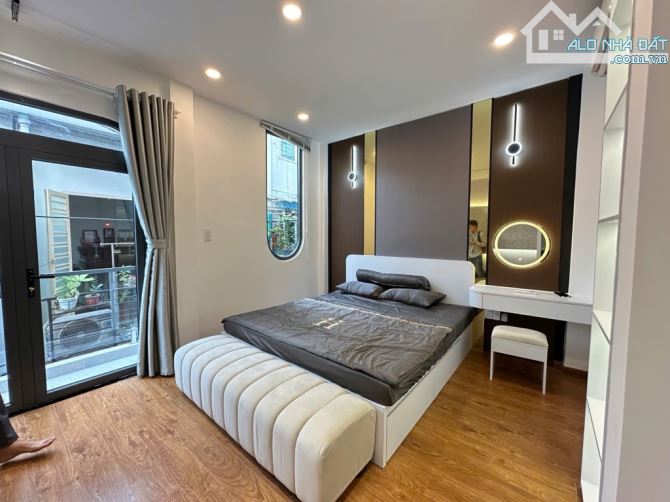 NHÀ MỚI NGUYỄN LÂM, SÁT KHU ẨM THỰC PHAN XÍCH LONG,NHỈNH 5 TỶ - 3