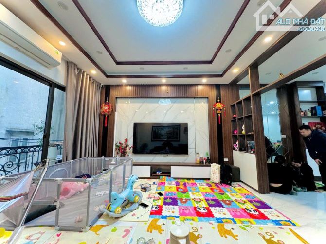 BÁN NHÀ ĐẸP TRƯƠNG ĐỊNH – MINH KHAI, 60M² – 5 TẦNG – MẶT TIỀN 5.3M - 3