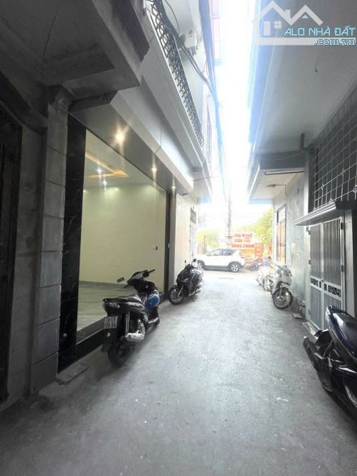 Bán nhà phân lô, ô tô vào nhà  Xa La, Hà Đông, DT: 50m² x4,5 tầng MT: 3,8m giá: 12,5 tỷ - 4