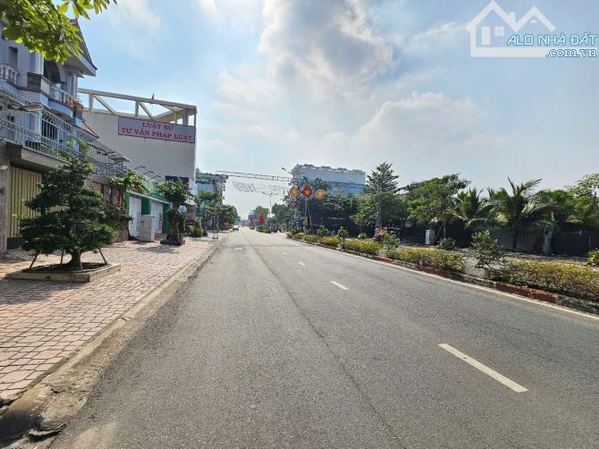 Đất mặt tiền kinh doanh trung tâm hành chính Dĩ An, phường Dĩ An, Tp Dĩ An. 13,8 tỷ - 4