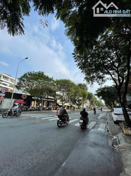 Siêu phẩm mặt tiền Nguyễn Văn Luông, Q. 6. DT: 18.53*20.88m. Chỉ: 62 tỷ - 4