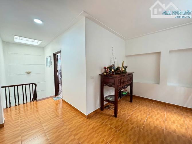 34M2, 4 TẦNG, 5 M MẶT TIỀN, NGÕ TO, THÔNG, HIẾM CÓ, KHÓ TÌM CẦU GIẤY. - 4