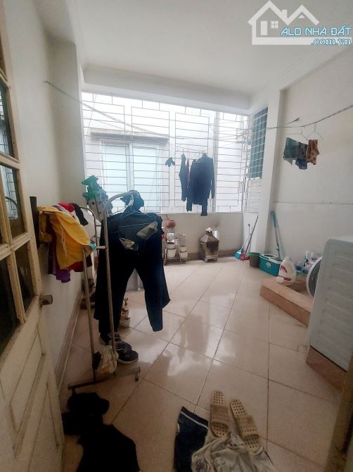 Bán Nhà Dịch Vọng Hậu, Cầu Giấy, Gần Xuân Thuỷ, Trần Thái Tông, Duy Tân. 40m2. Giá: 9,5 Tỷ - 5